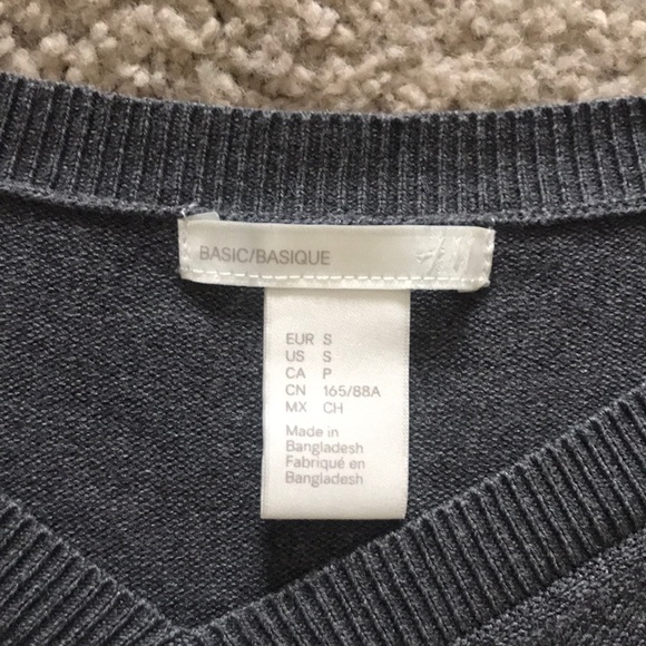 H&M Sweater - Picture 3 of 3